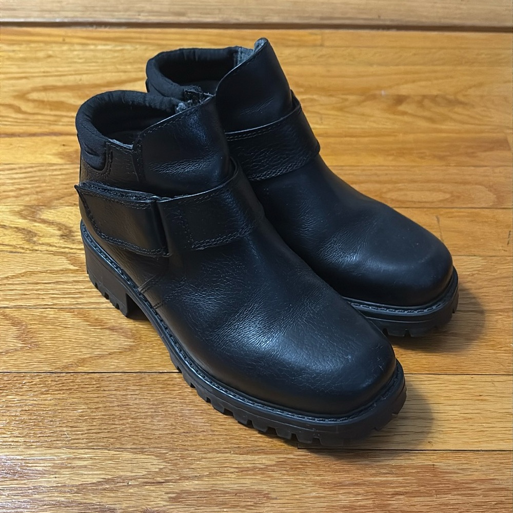 Black Leather, fleece lined boots
